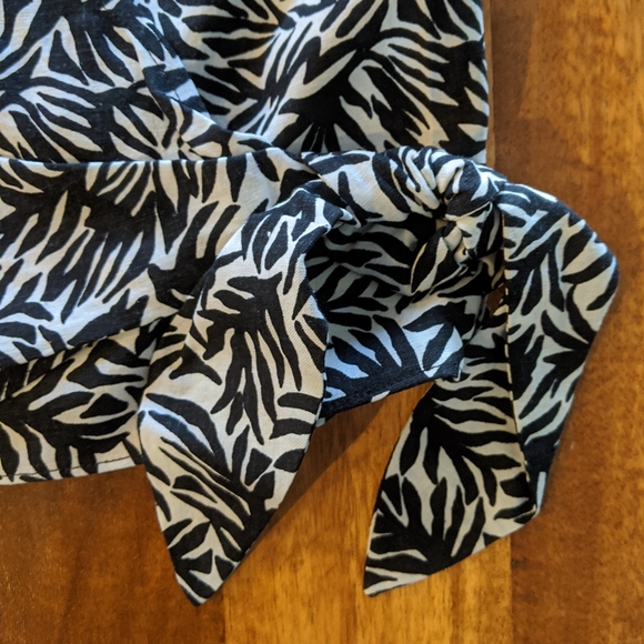 TOPSHOP Matisse Tropical Print Linen Wrap Crop Top, 6 NWT - Picture 6 of 7